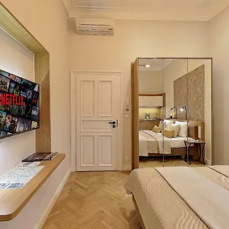 Bentis Luxury Apartments Krakow Exterior photo